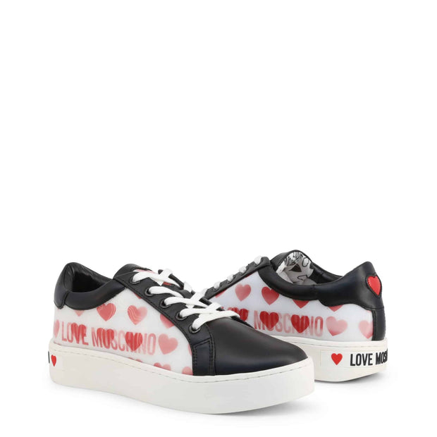 Me encantan las zapatillas Moschino 